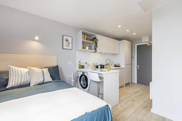 1 bed studio, Winter Street, Netherthorpe, Sheffield, S37EL - Image 2